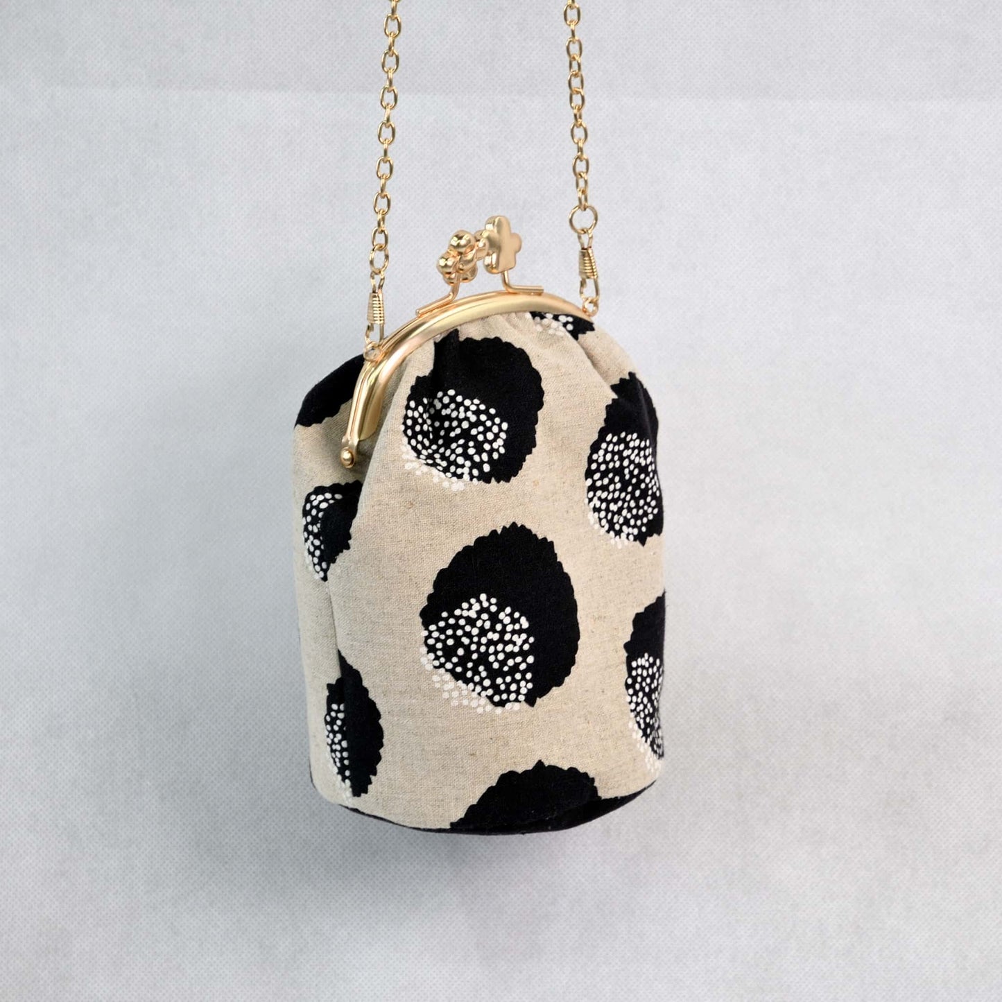 ingriTAO BW Speckles Crossbody Metal Frame Bucket Bag Side - ingriTAO