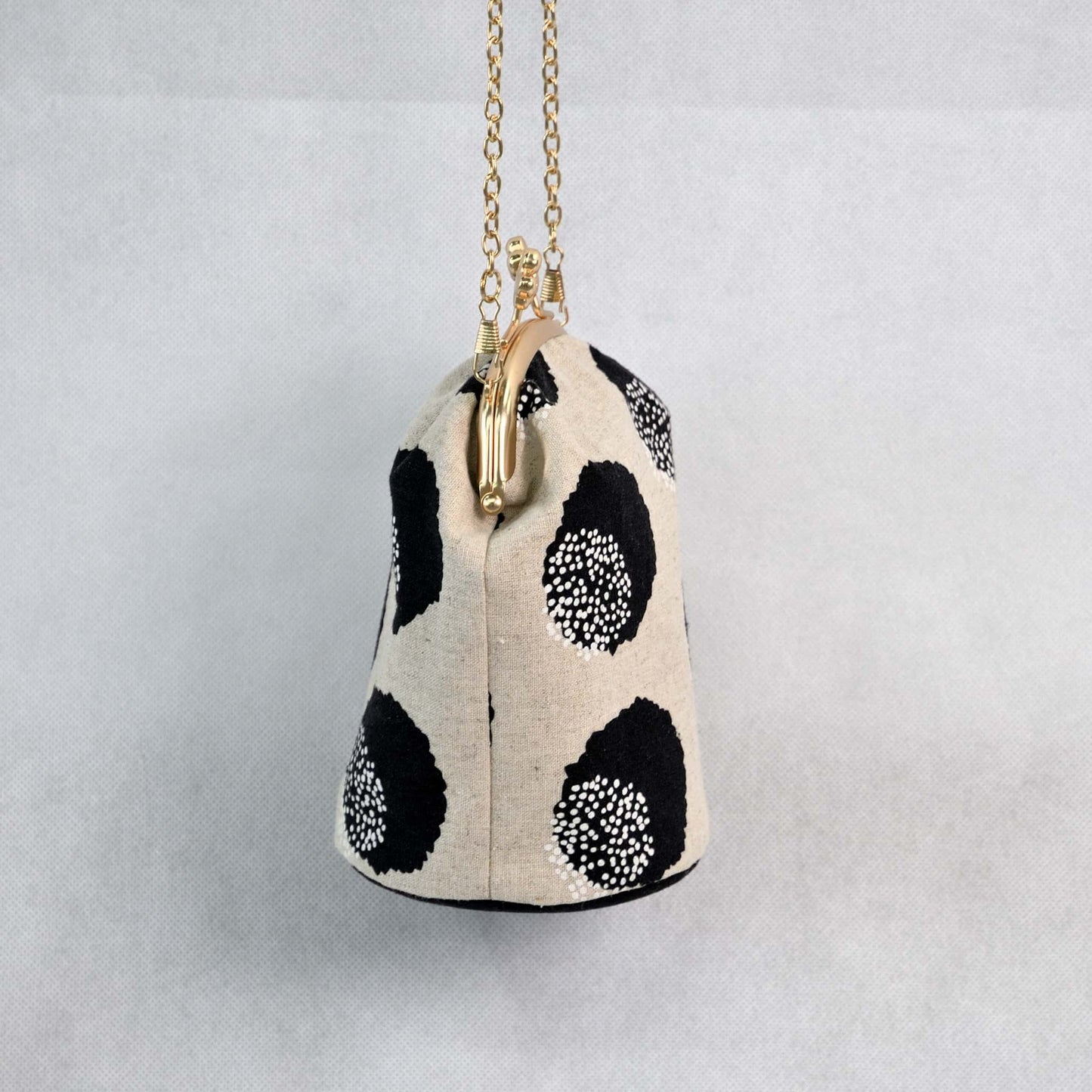 ingriTAO BW Speckles Crossbody Metal Frame Bucket Bag Side - ingriTAO