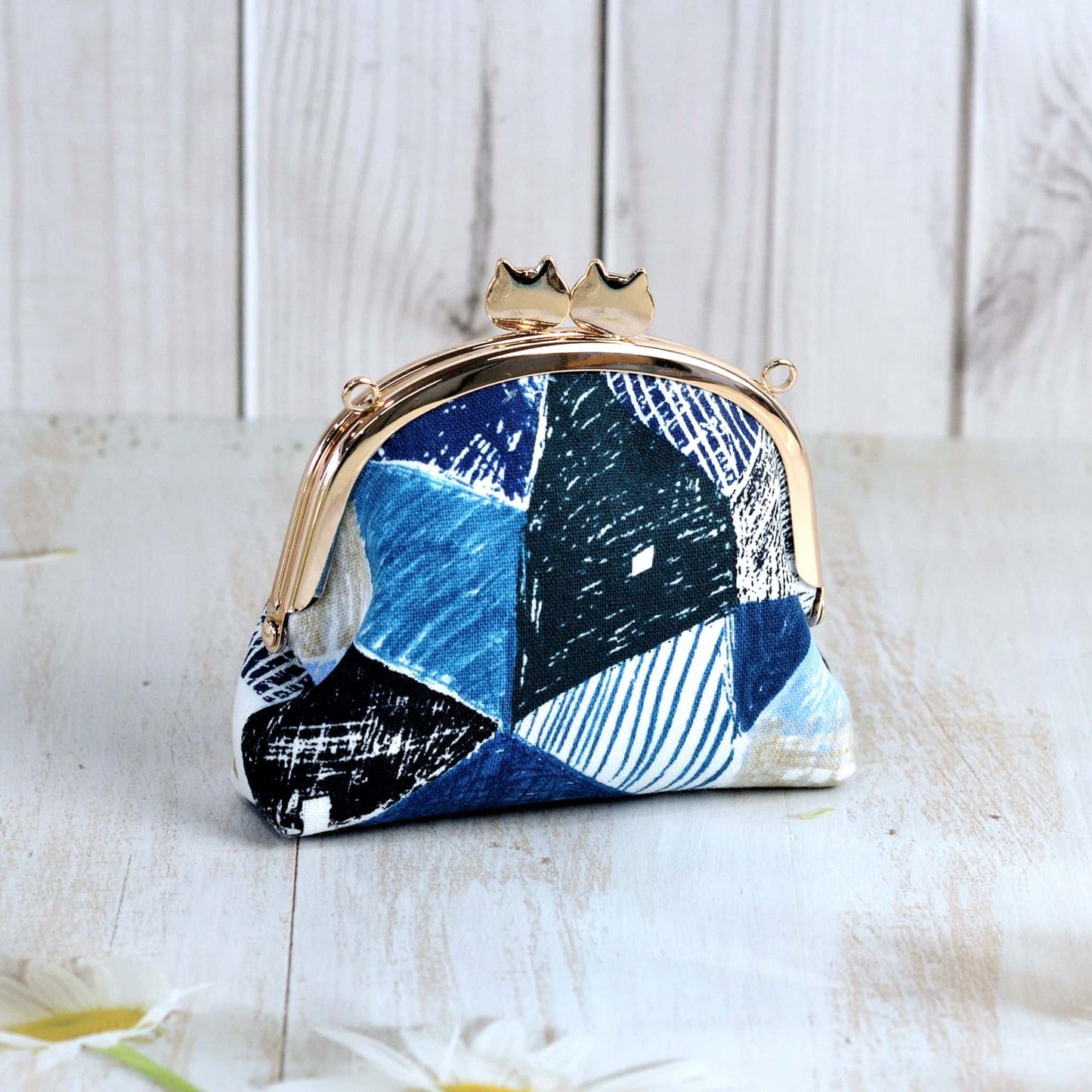 ingriTAO Cezanne Log Cabin style Mini Kiss - Lock Coin Purse - ingriTAO