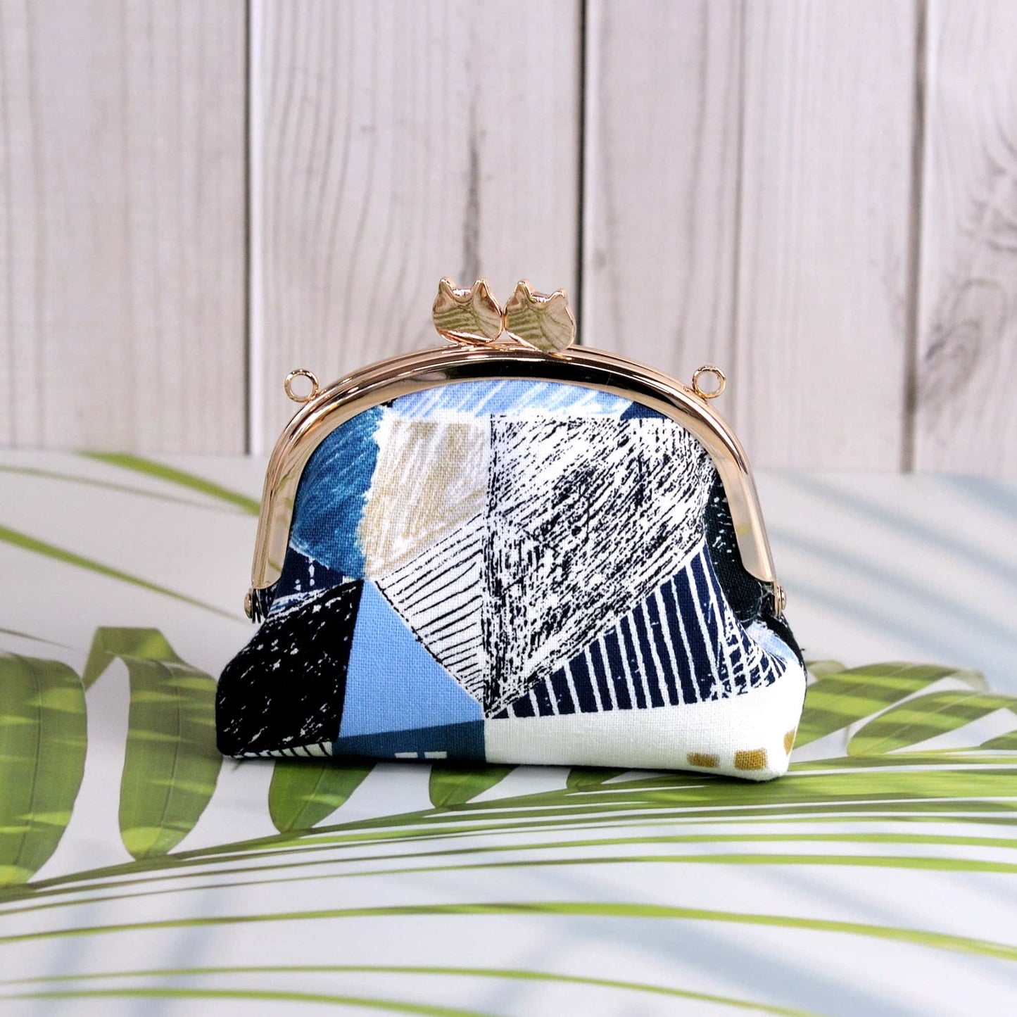 ingriTAO Cezanne Log Cabin style Mini Kiss - Lock Coin Purse - ingriTAO