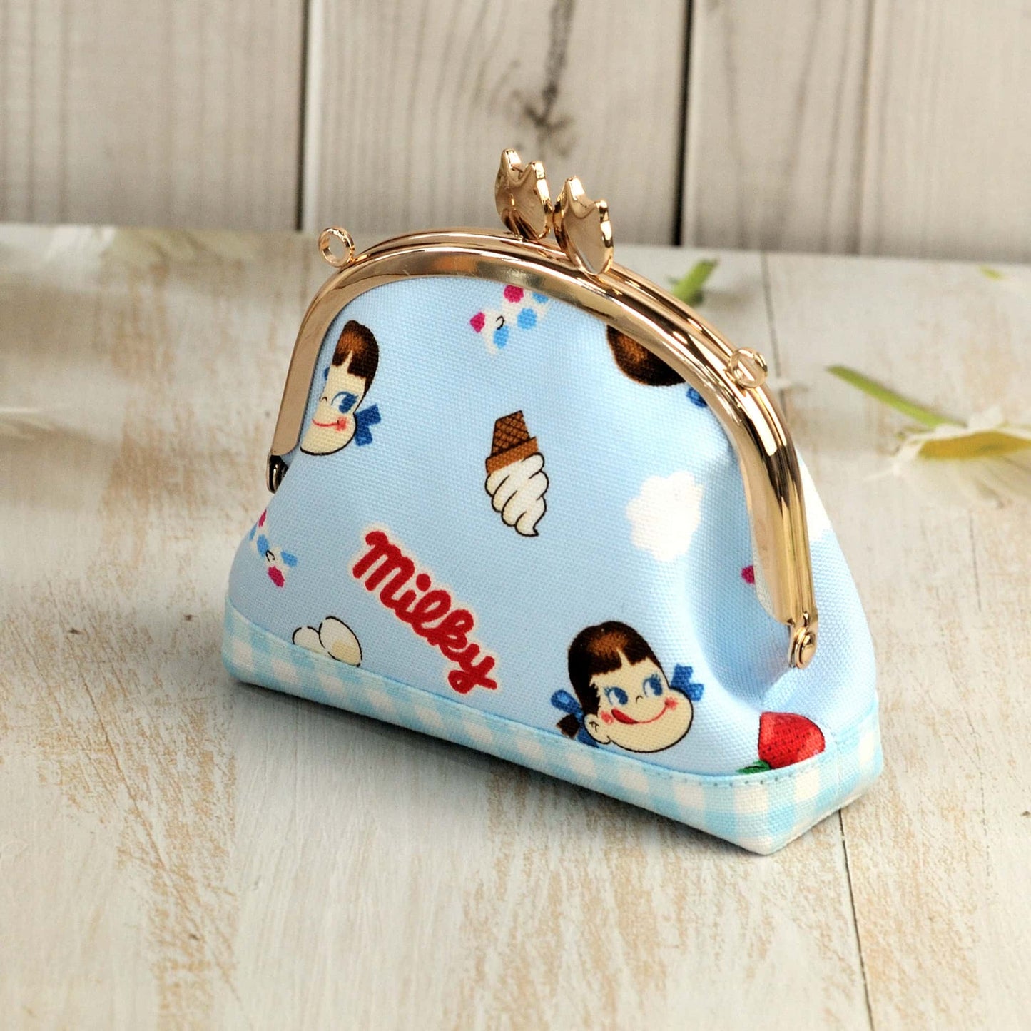 ingriTAO Milky Style Cute Mini Kiss Lock Coin Purse Side Metal Frame - ingriTAO