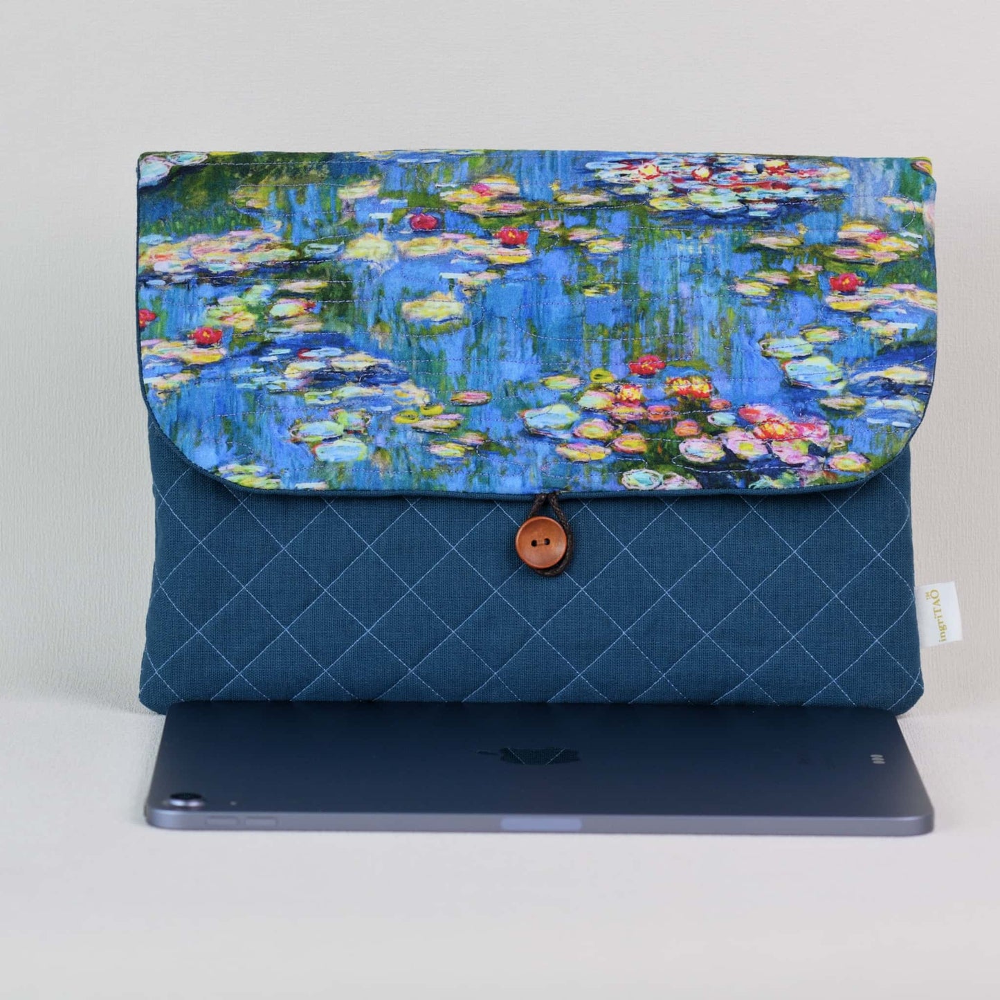 ingriTAO Monet IPAD Quilted Padded Sleeve Front- ingriTAO