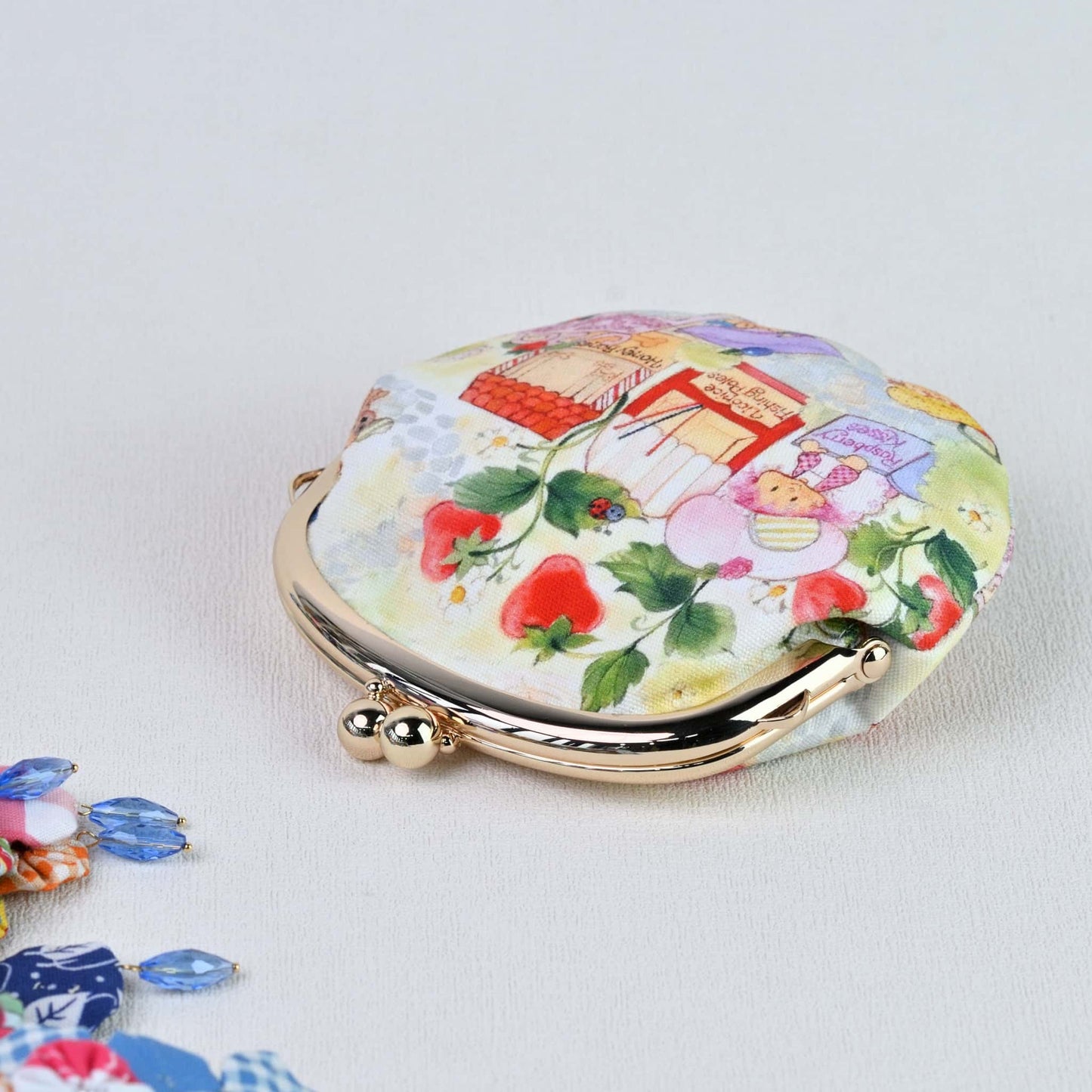 ingriTAO Strawberry Girl Kiss Lock Coin Purse Metal Frame - ingriTAO