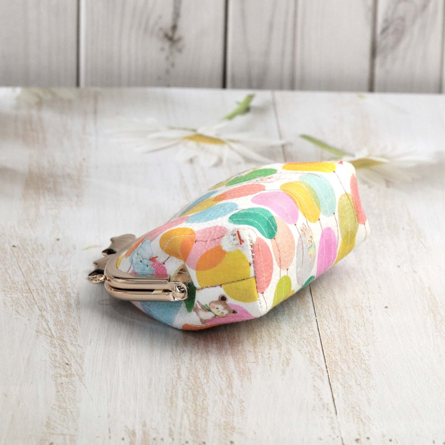 ingriTAO Weekend Joy Style Kiss Lock Coin Purse Bottom - ingriTAO