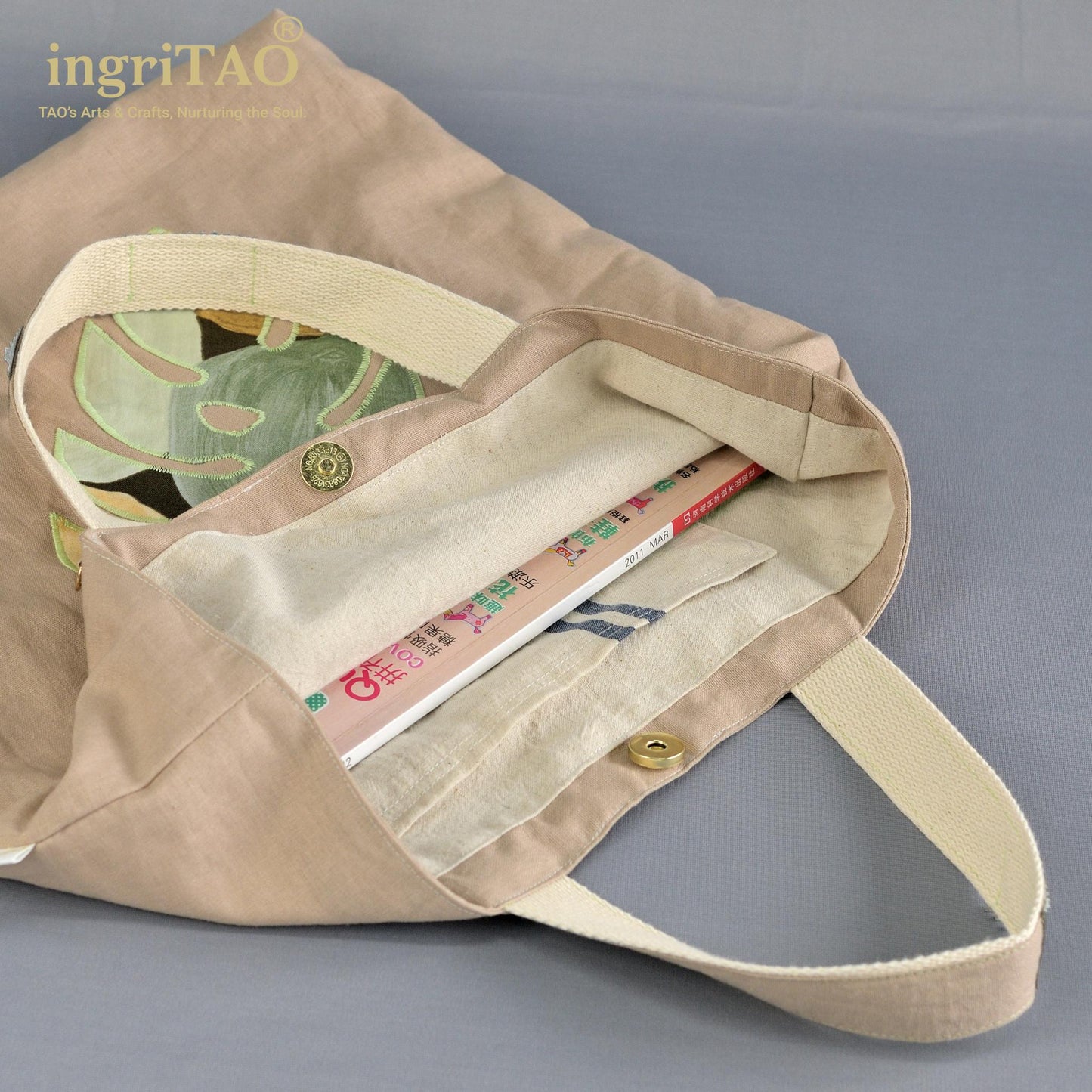 ingriTAO Applique Grandma Garden Canvas Shopping Tote Bag interior