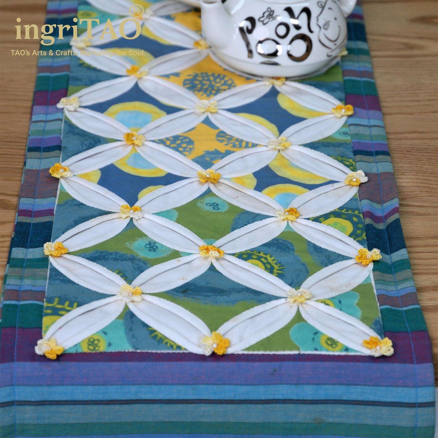 ingriTAO Handcrafted Cathedral Window Table Runner detail