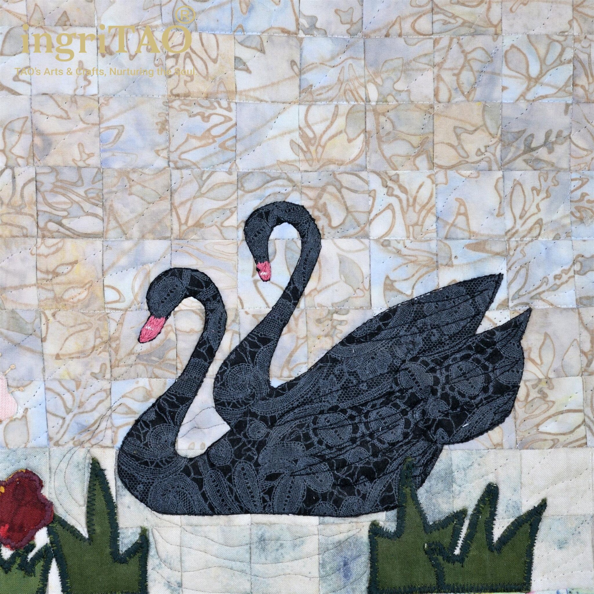 ingriTAO Quilting Art Harmony-in-Bloom black swan