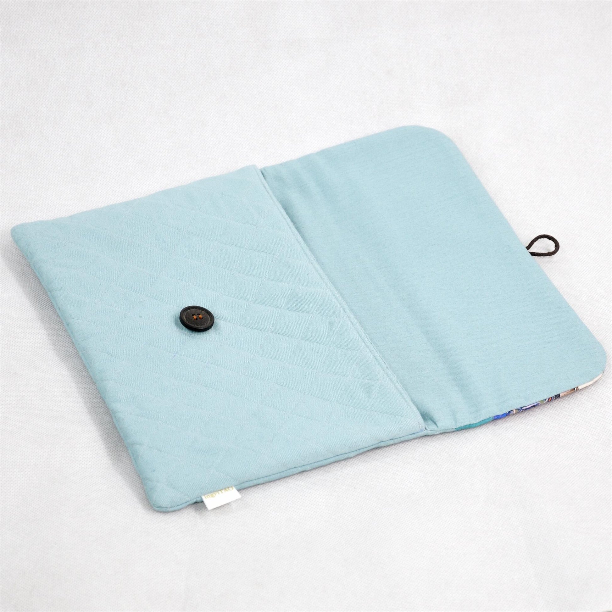 ingriTAO Vincent Quilted IPAD Protective Sleeve interior